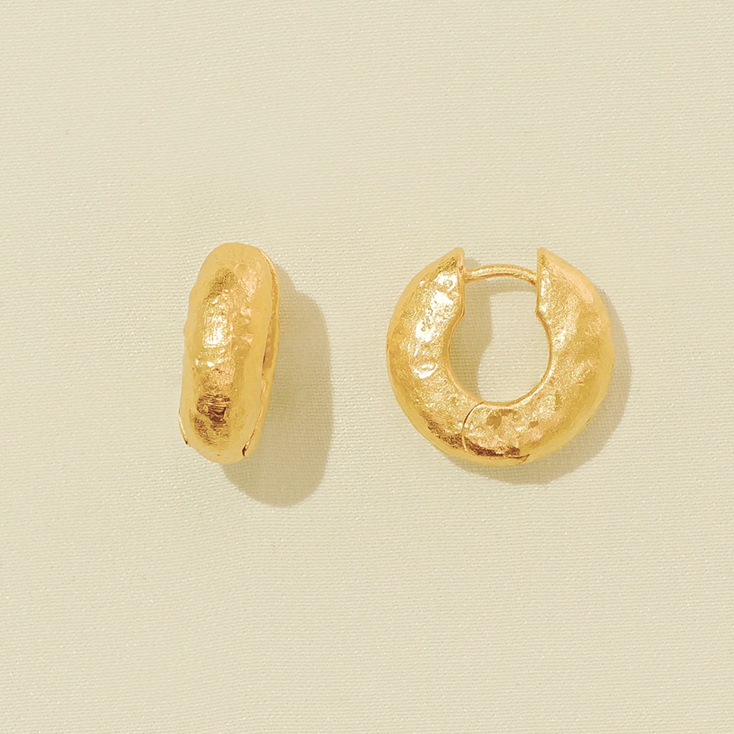 Anilla Earrings